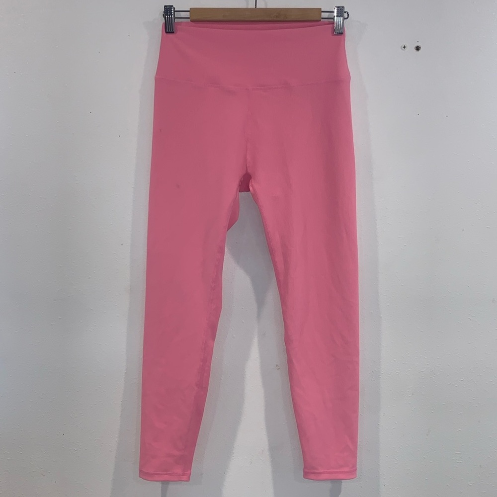 WILO THE LABEL PINK LEGGINGS SIZE LARGE